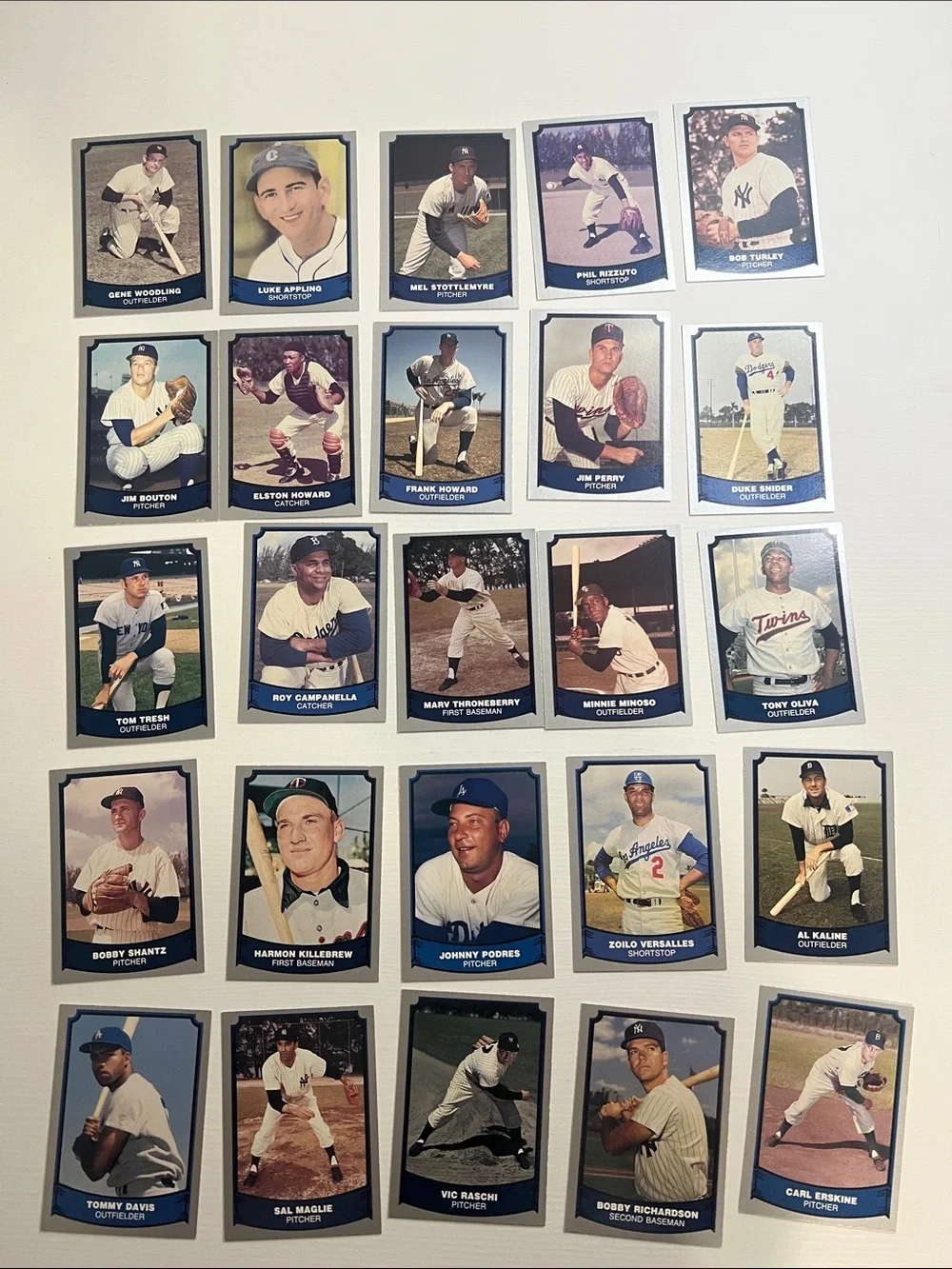25 Vintage 1988 Pacific Legends Baseball Card Lot - Multi-Player Lot #9